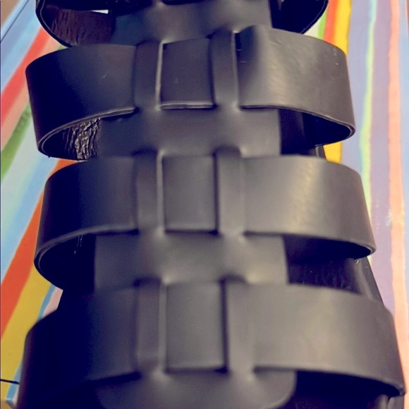 MIA Kids Girls 6 M / 5 M Black Havian Malta Leather Strap Buckle/Self Closure - Picture 4 of 11